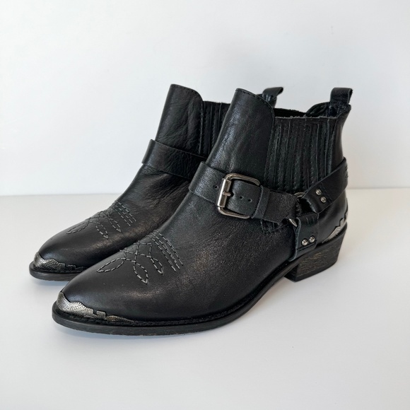 Zara Woman Black Leather Western Boots Harness Buckle Pointed Toe Silver Detail - Picture 1 of 8
